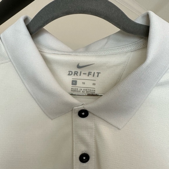 Men’s Nike Dri-Fit Polo - Picture 2 of 4